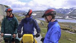 Tao, Gavin and Oliver at Sånda Lake